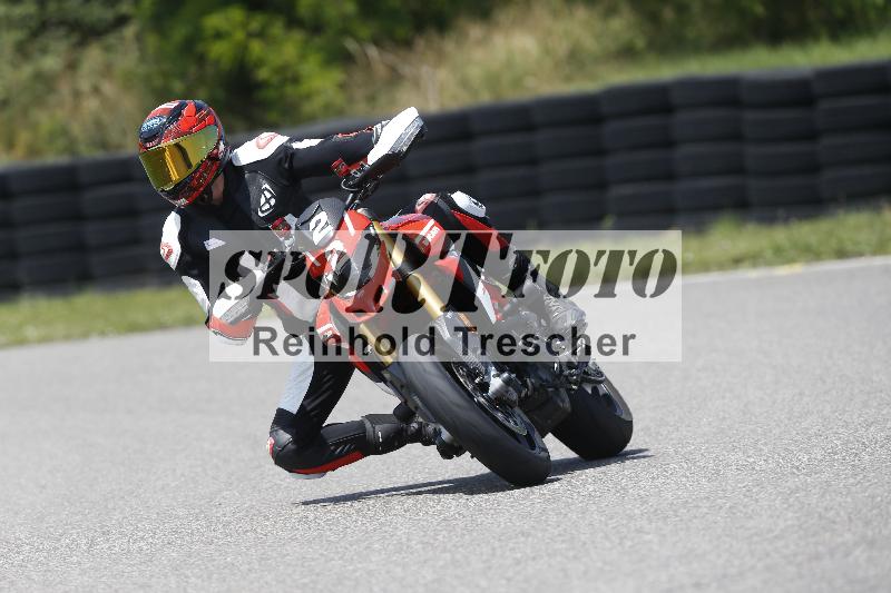 /27 12.06.2025 Ducati Schweiz Trackday Warmup  ADR/gruen-vert/22